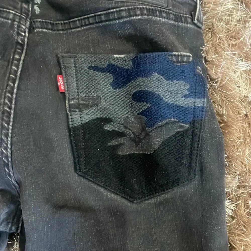 Levis charcoal black denim - Picture 6 of 8